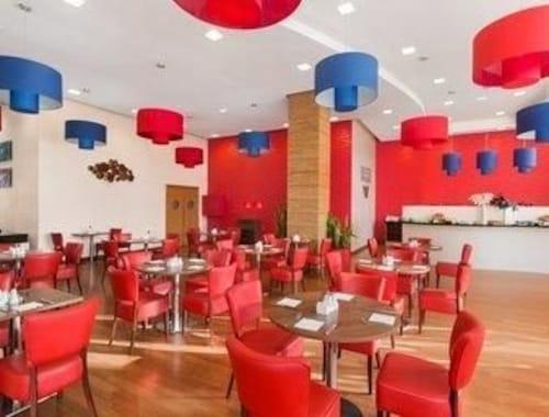 Hotel Ramada Encore By Wyndham 3*